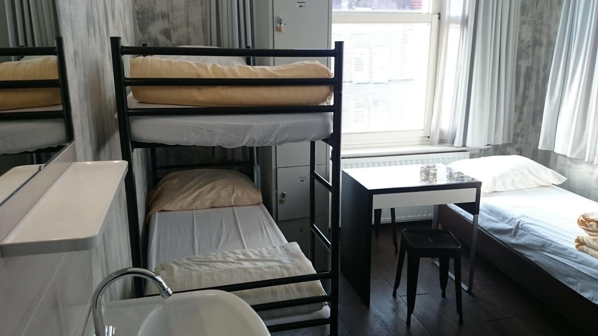 Amigo Hostel Amsterdam Zewnętrze zdjęcie